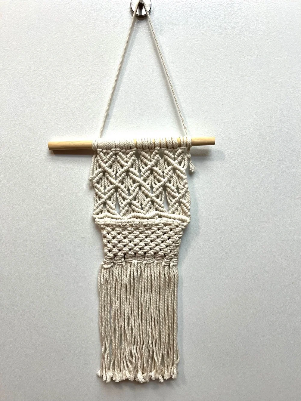 Unbranded handcrafted cream